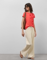 Red cotton T-shirt with embroidered flowers