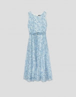 Blue midi sleeveless chiffon dress with decorative plant print