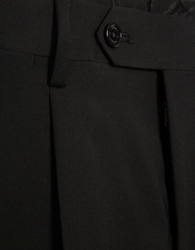 Pantalón vestir negro vuelta bajo