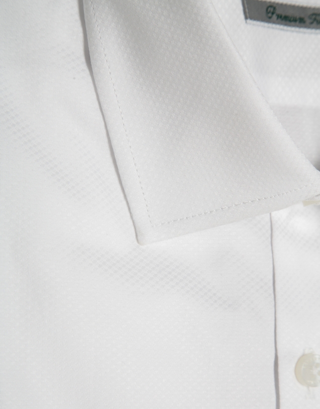 White diamond-patterned cotton dress shirt
