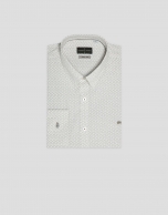 Camisa sport slim blanca estampado flor verde caqui
