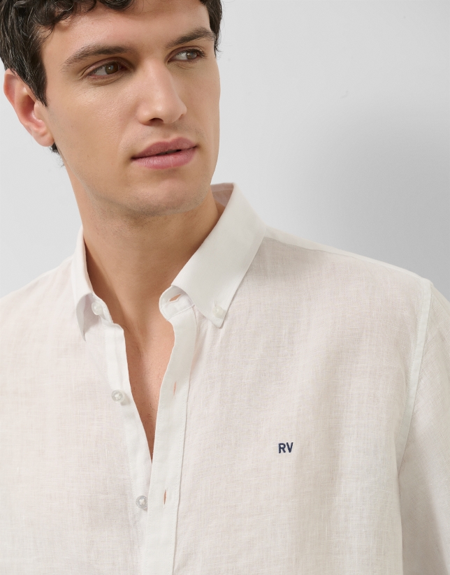 Slim white linen sport shirt