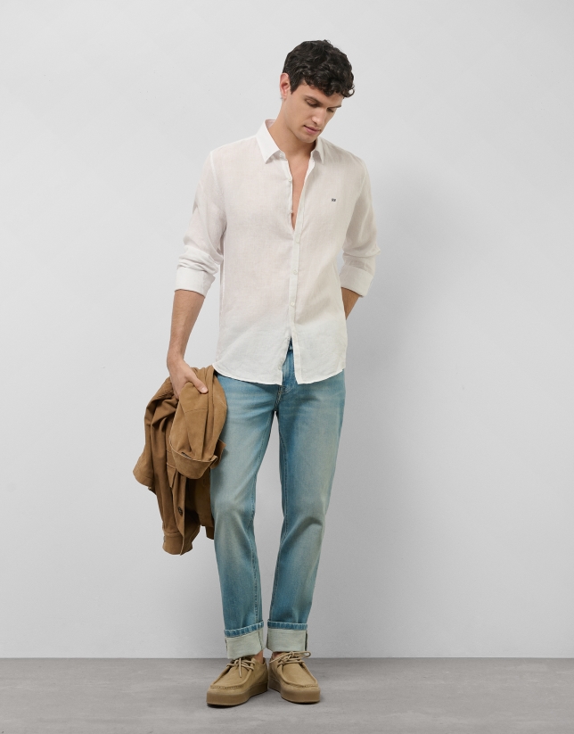 Slim white linen sport shirt