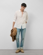 Slim white linen sport shirt