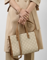 Bolso de mano Gala Satchel Maxi piel logos crema