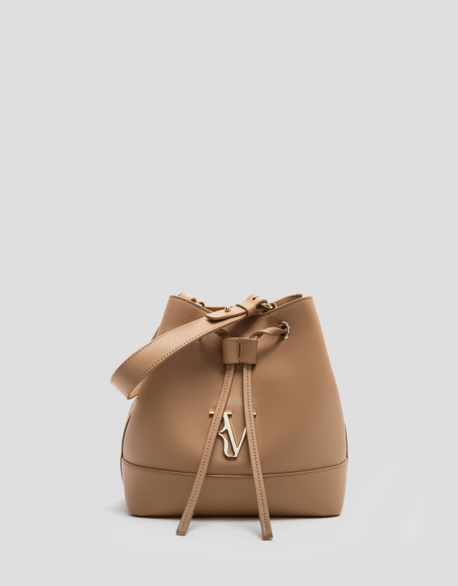 Valentina Bucket handbag in camel leather