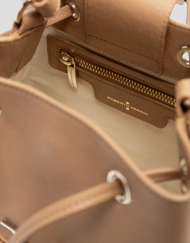 Valentina Bucket handbag in camel leather