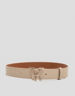 Camel Saffiano leather belt with enamelled buckle