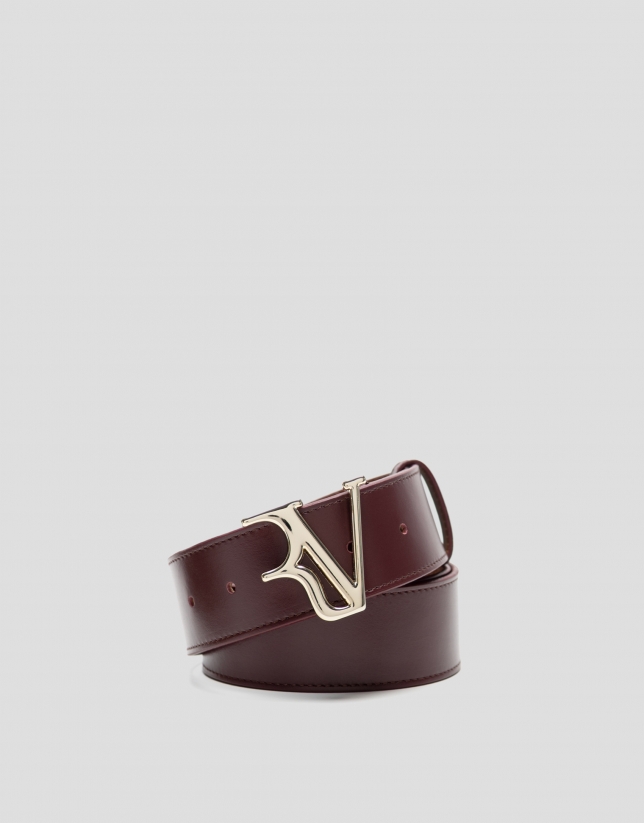 Burgundy leather belt with matching stitching