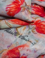 Fular mezcla algodón/lino estampado floral tonos rojos