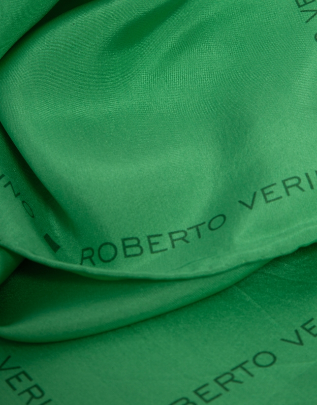 Pañuelo seda verde marco Roberto Verino