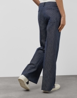 Pantalón recto en tejido vaquero con lino y perfil dorado
