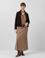 Falda midi evasé crepe georgette estampado geométrico marrón