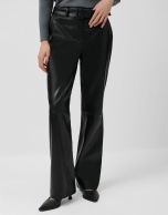 Pantalón recto napa negro con cinturón