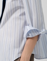 Camisa algodón con listas azules y grises