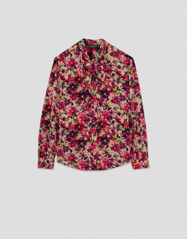 Blusa con volantes en pechera estampado floral berenjena