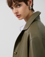 Chaqueta con bolsillos napa verde