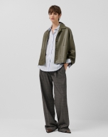 Chaqueta con bolsillos napa verde