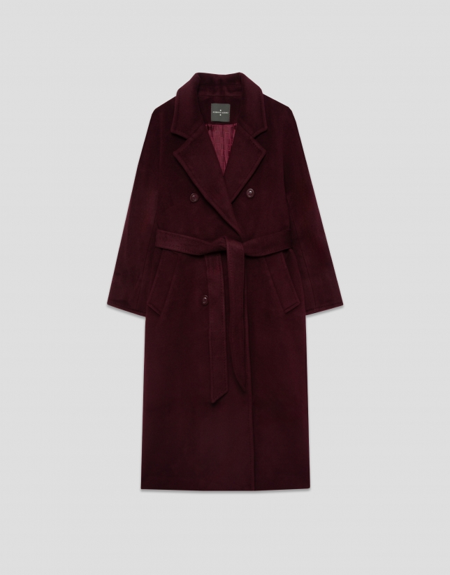 Long double-breasted coat in eggplant cloth