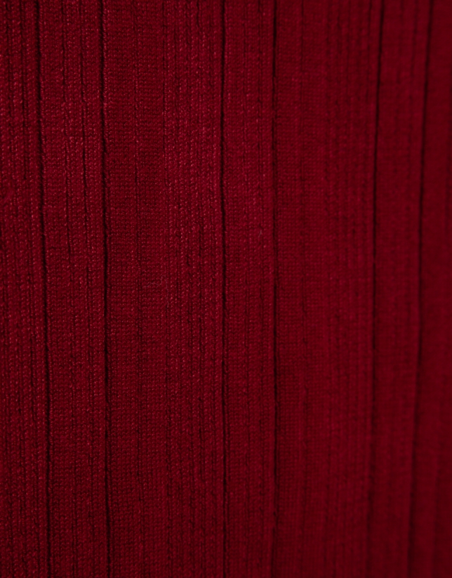 Jersey cuello subido canalé irregular burdeos