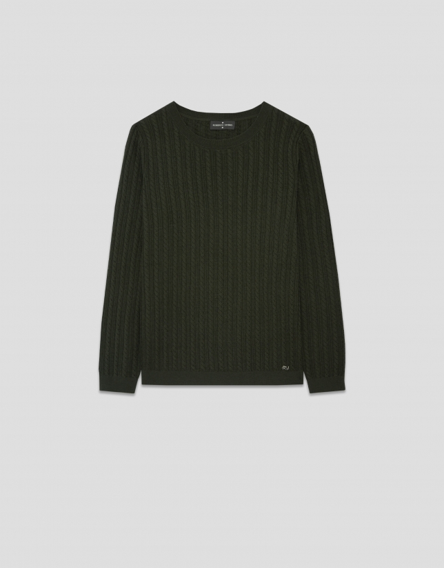 Long-sleeved green wool sweater with eights and lines