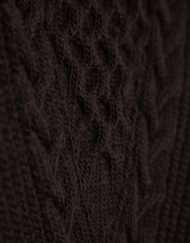 Brown thick knitted sweater