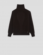Brown thick knitted sweater