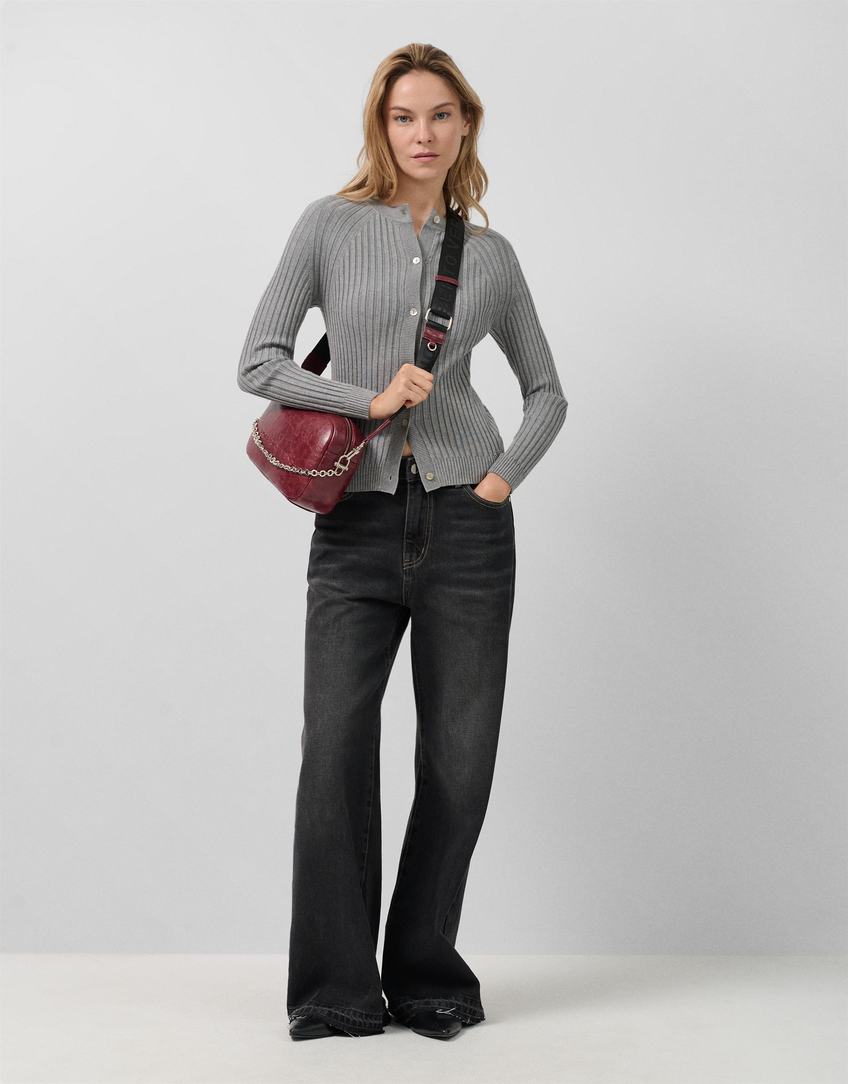 Burgundy Bazin Urban Midi shoulder bag