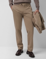 Mink-coloured dyed chino trousers