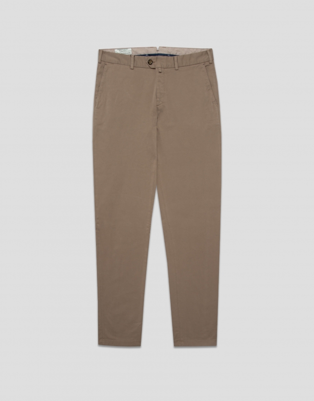 Mink-coloured dyed chino trousers