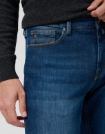 Pantalón denim hombre regular azul medio