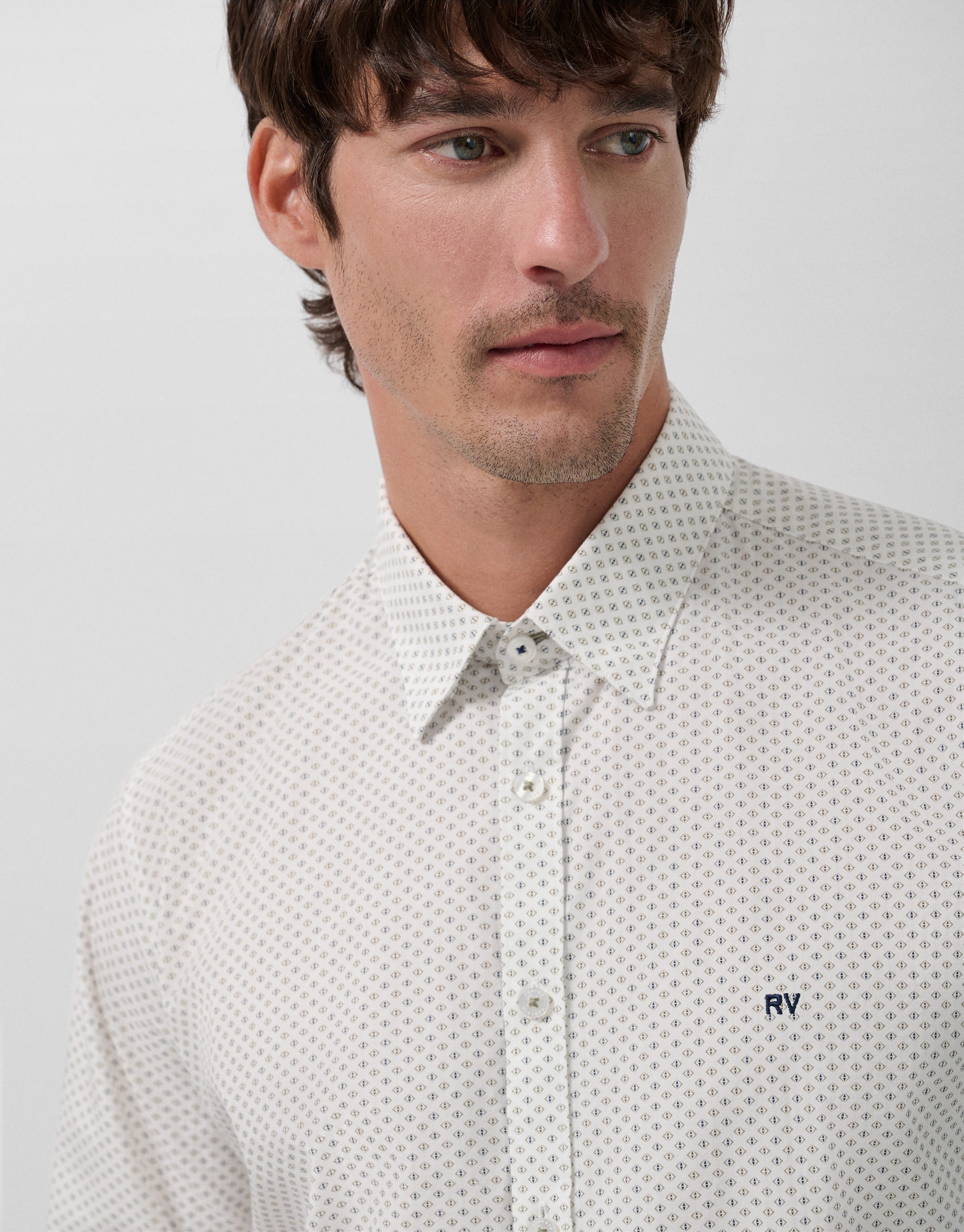 Camisa sport regular estampado geométrico