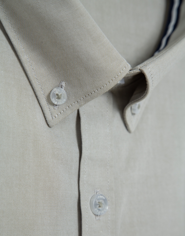 Regular light khaki oxford sport shirt