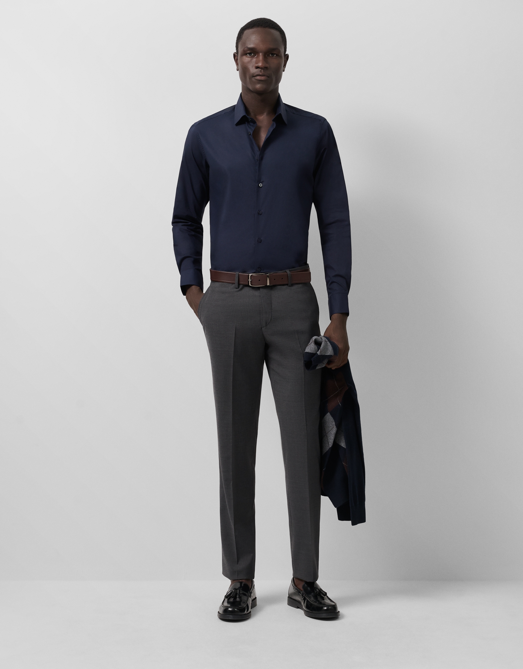 Regular fit navy blue tinted sport shirt