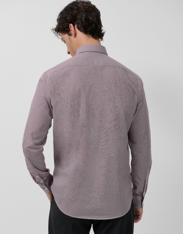 Camisa sport slim ciruela estampado geométrico