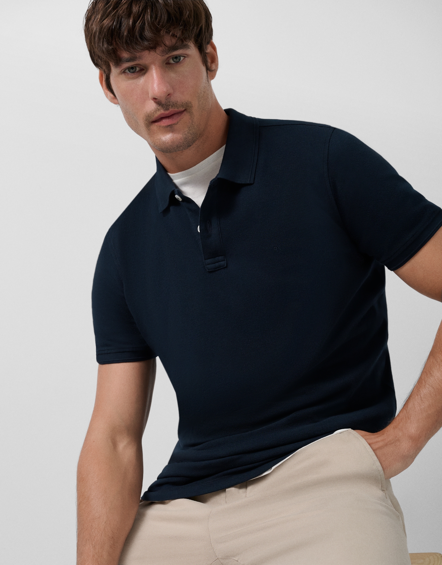 Polo piqué de manga corta azul marino