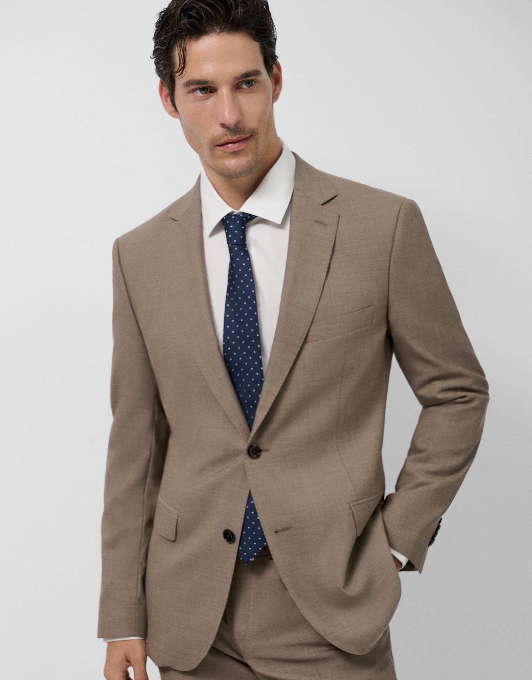 Slim fit half canvas suit, fake plain tan