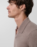 Jersey cuello polo visón oscuro melange