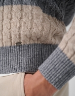 Striped and cable-knit sweater in grey melange and ecru wool