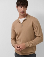 Jersey cuello tipo polo tricotado camel