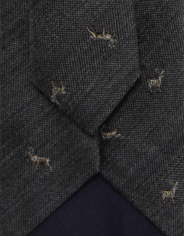 Corbata seda/lana gris dibujo ciervos.