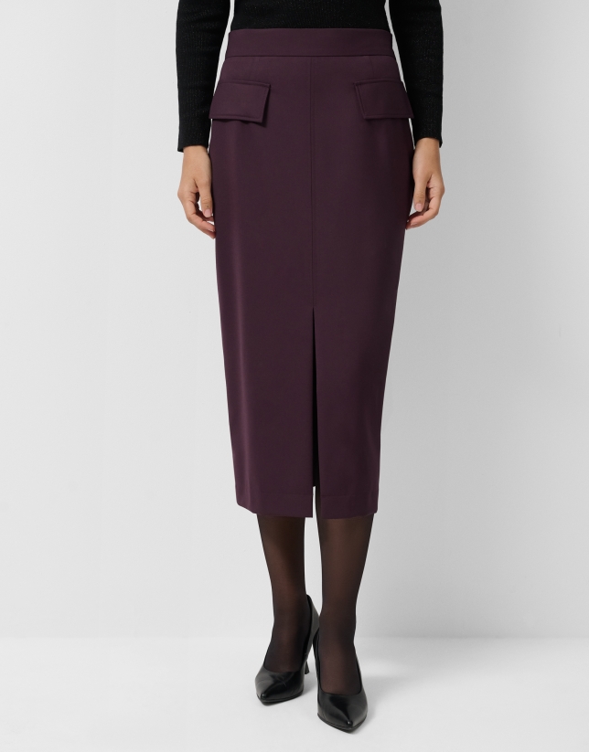 Straight midi skirt with front slit in burgundy