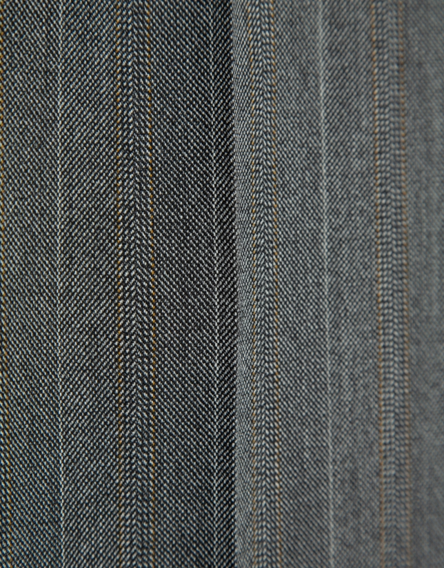 Pantalón recto espiga gris con perfil cámel