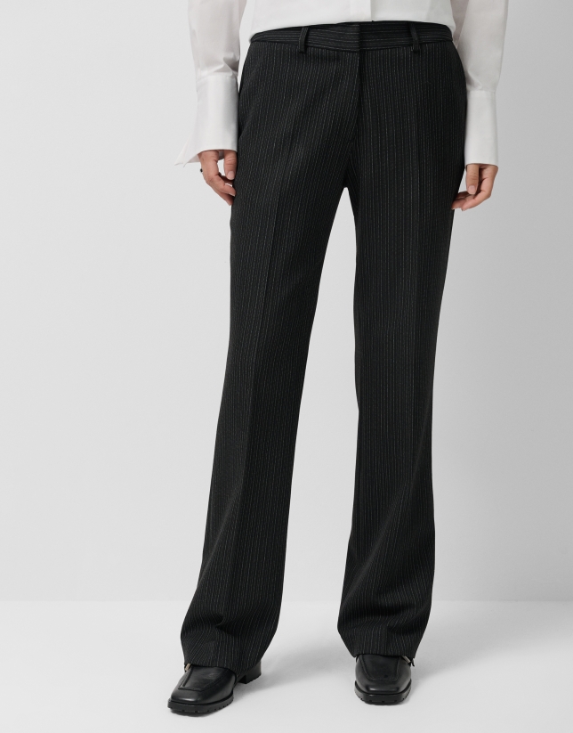 Pantalón recto raya diplomática negro