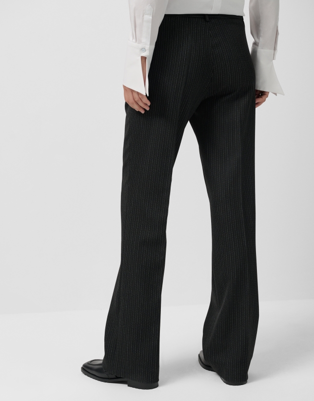Pantalón recto raya diplomática negro