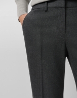 Pantalón recto gris melange
