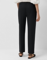Pantalón recto crepé negro