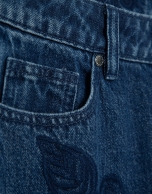 Wide-leg blue jeans with floral embroidery
