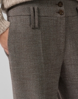 Pantalón recto con doble trabilla punté cámel