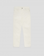 Pantalón cinco bolsillos algodón crudo